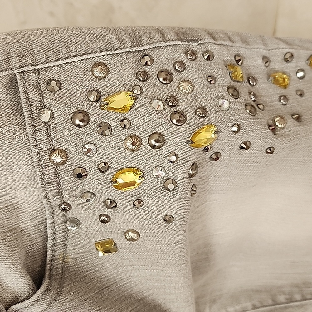 🖤🩶 BOSTON PROPER Gray Embellished JEANS 🩶🖤 - Picture 11 of 11